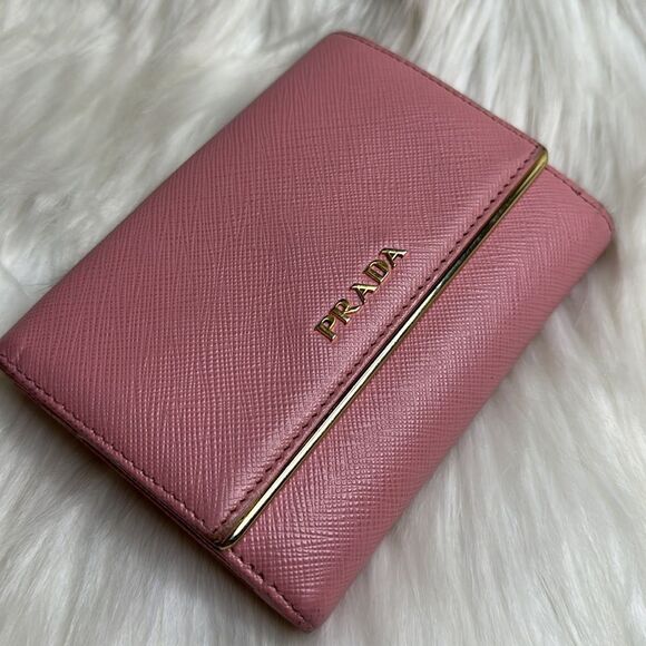 💯Authentic Prada compact Wallet 🍀 - Picture 12 of 15